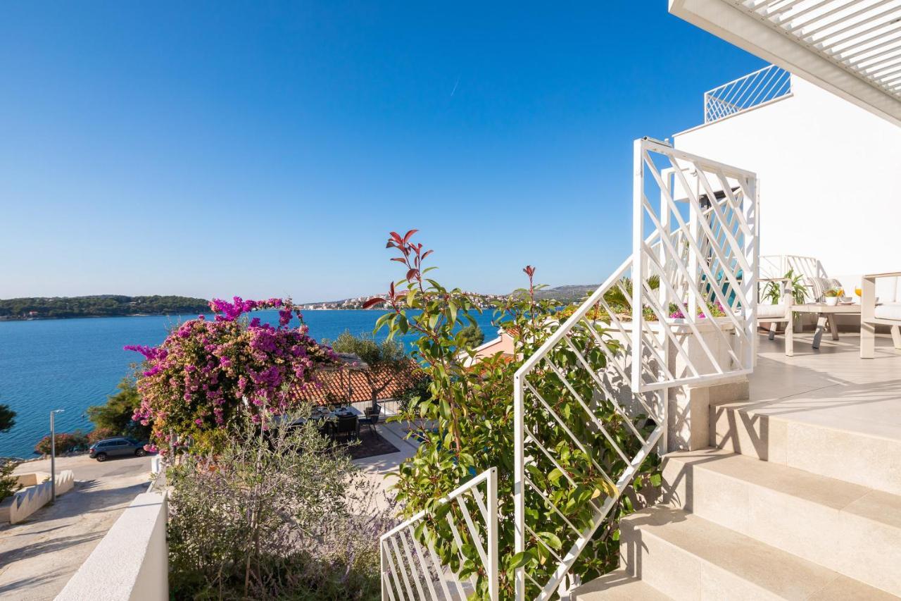 Holiday Home D&D Residence Rogoznica  Exterior foto