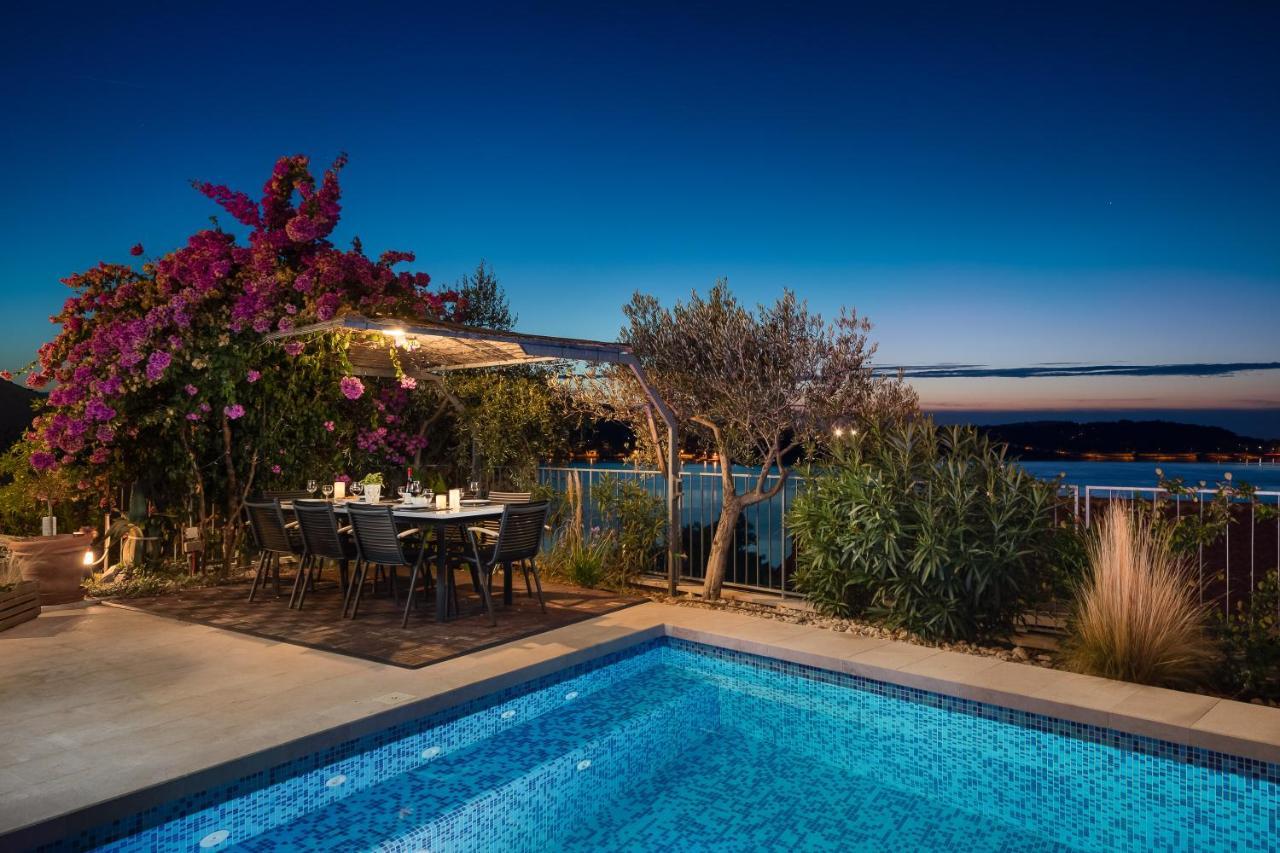 Holiday Home D&D Residence Rogoznica  Exterior foto